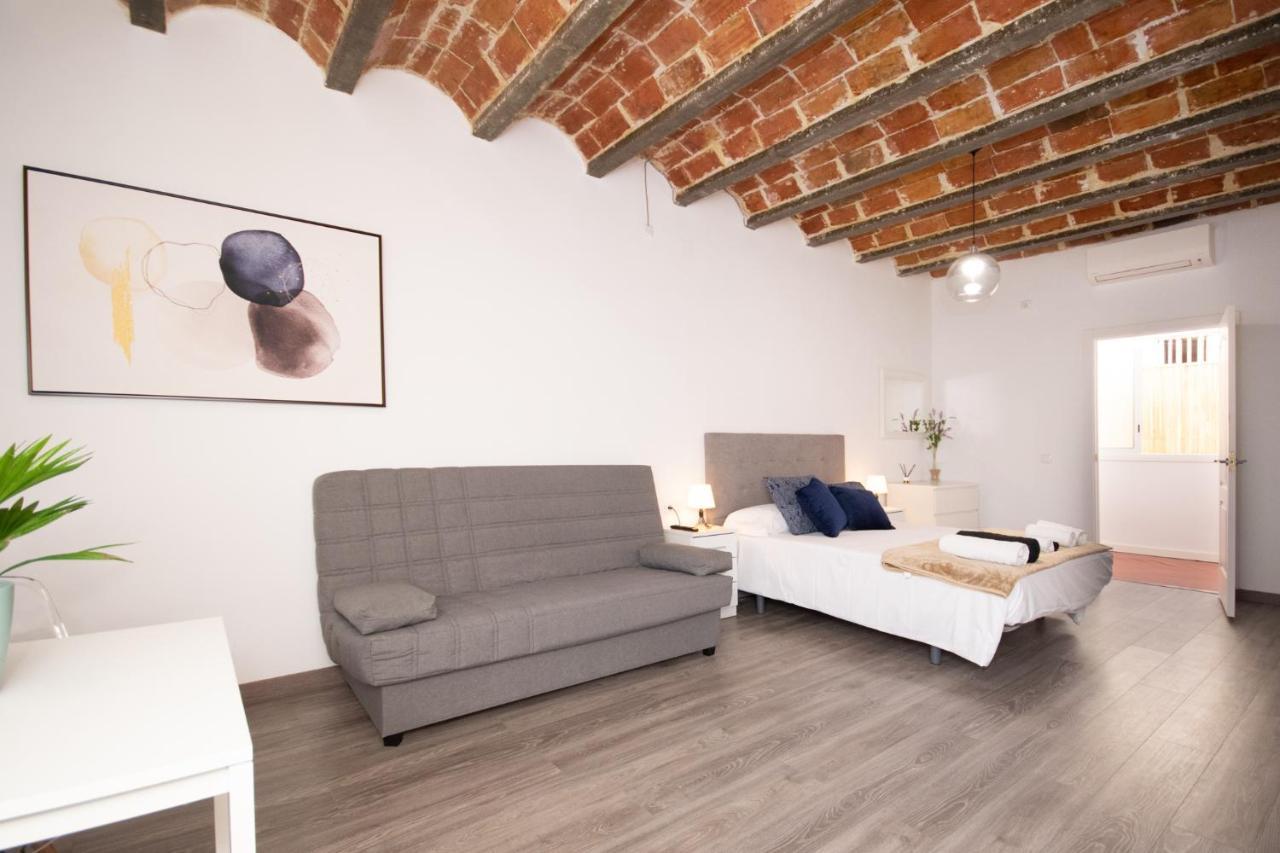 Apartahotel Casa Batito L'Hospitalet de Llobregat Bagian luar foto